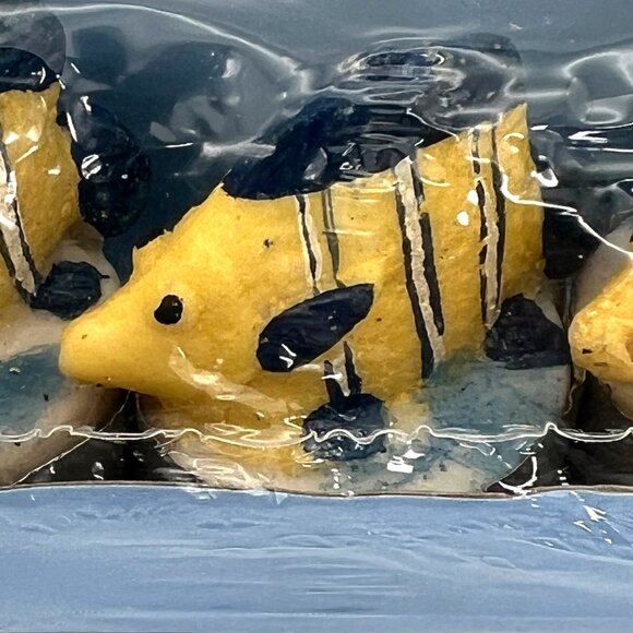 Tradewind Bay By The Shore Tropical Fish Tealight Candles 5-Pack For Home Decor - Picture 2 of 13